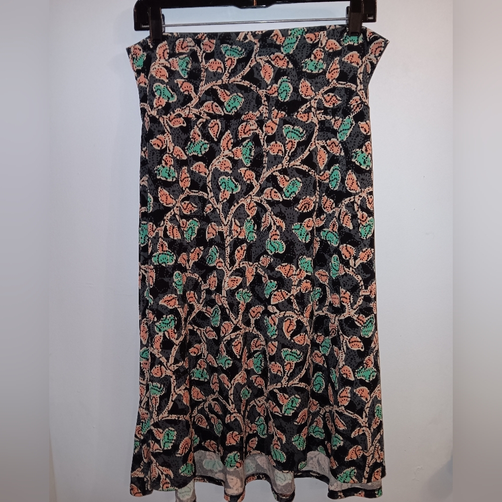 LuLaRoe Black and Green Floral Skirt Stretch